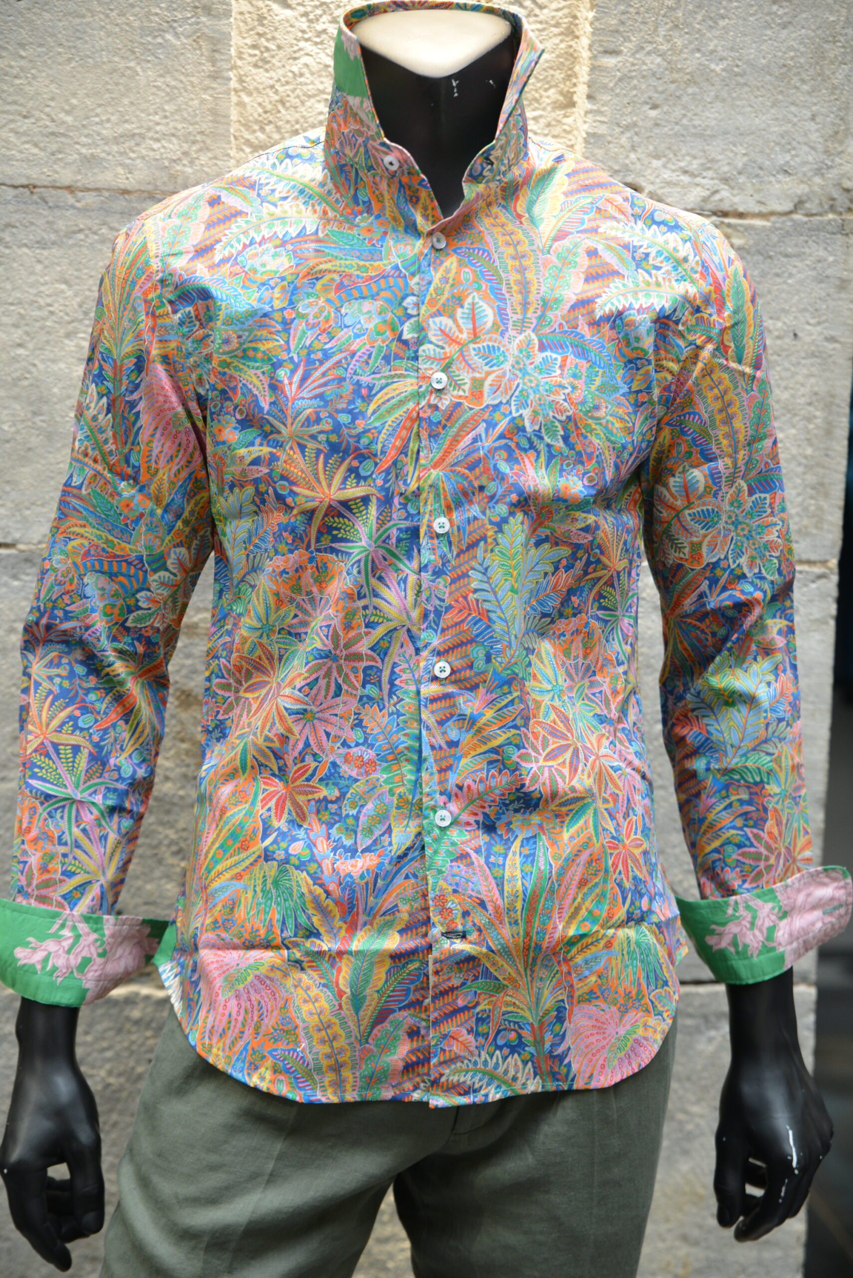 Chemise slim tissu exclusif LIBERTY motifs multicouleur